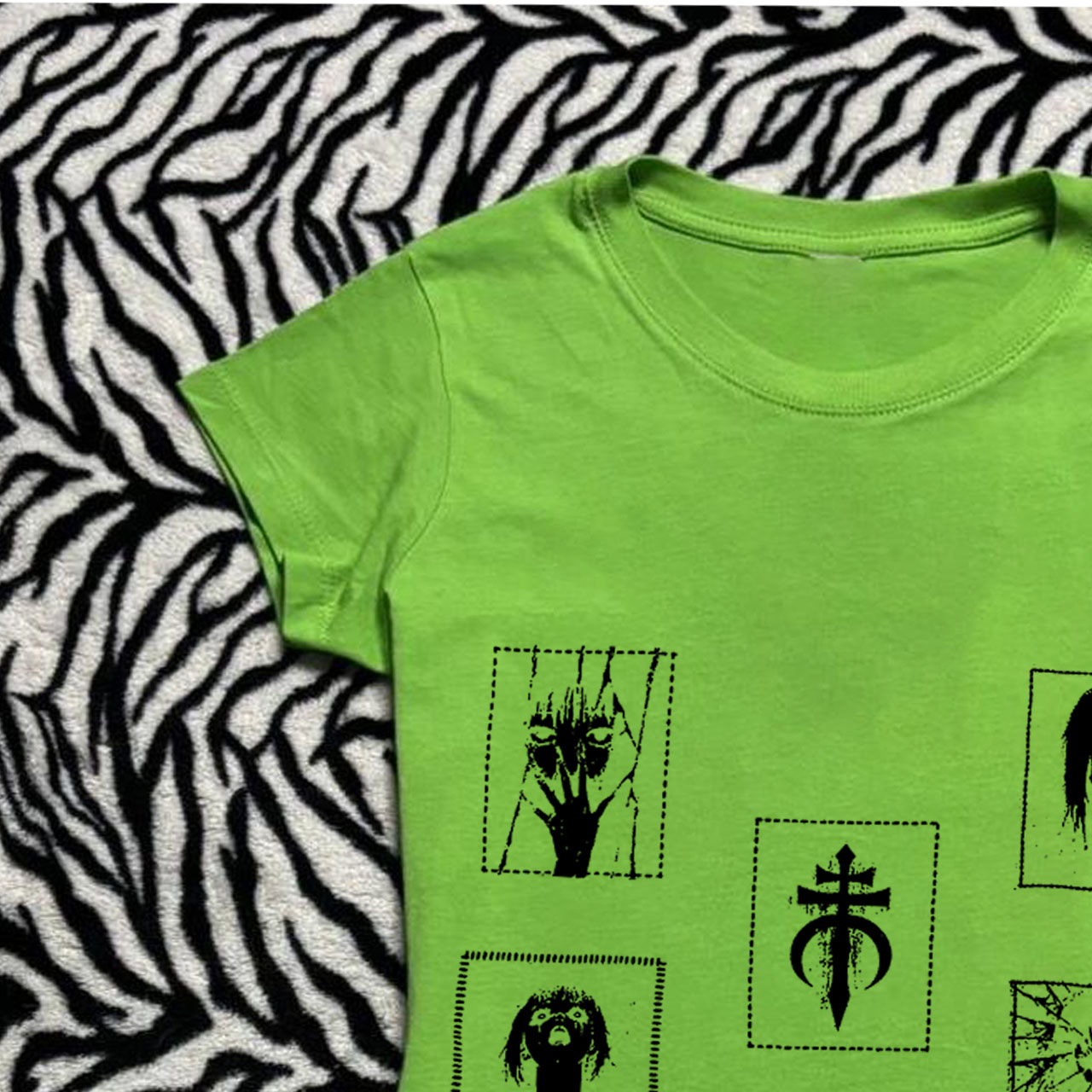 2000s Vintage Women's Crop Top - Y2K Graphic Baby Tee Crop ulasan dan harga