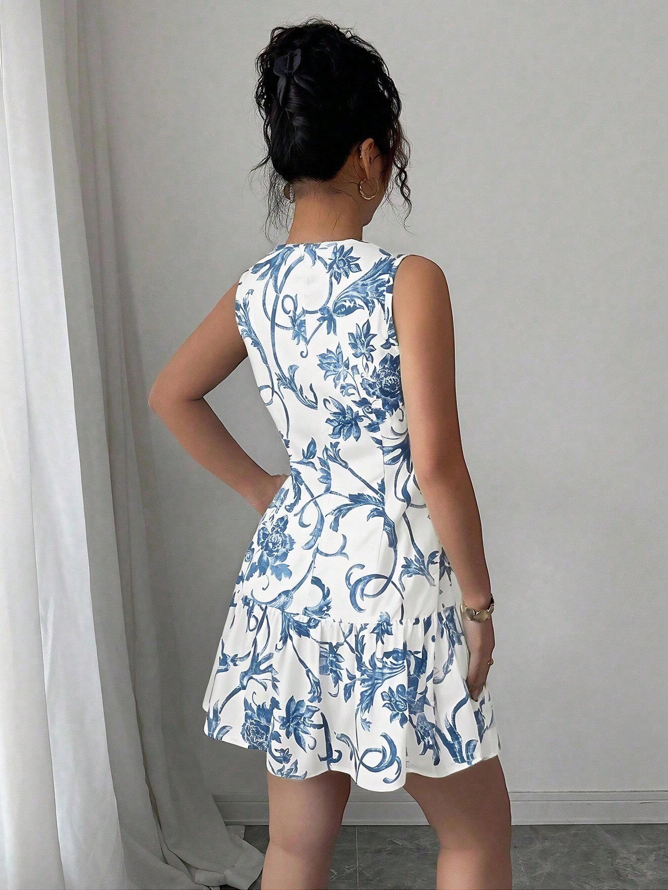 Women's Floral Print Sleeveles - French Vintage Floral Midi Dress ulasan dan harga